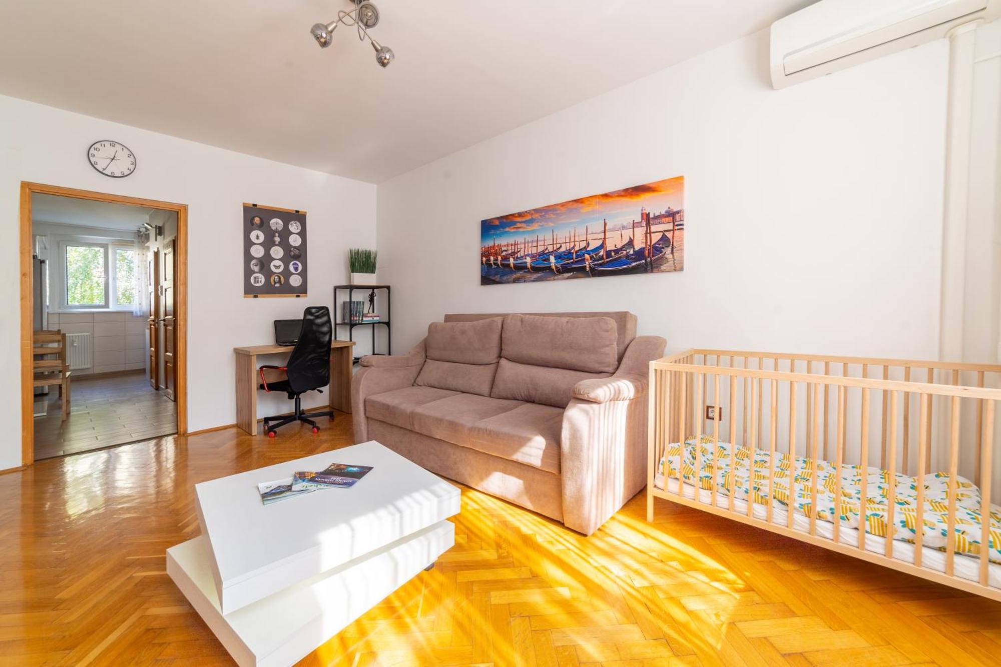 Comfort 14" Miskolc Eksteriør bilde